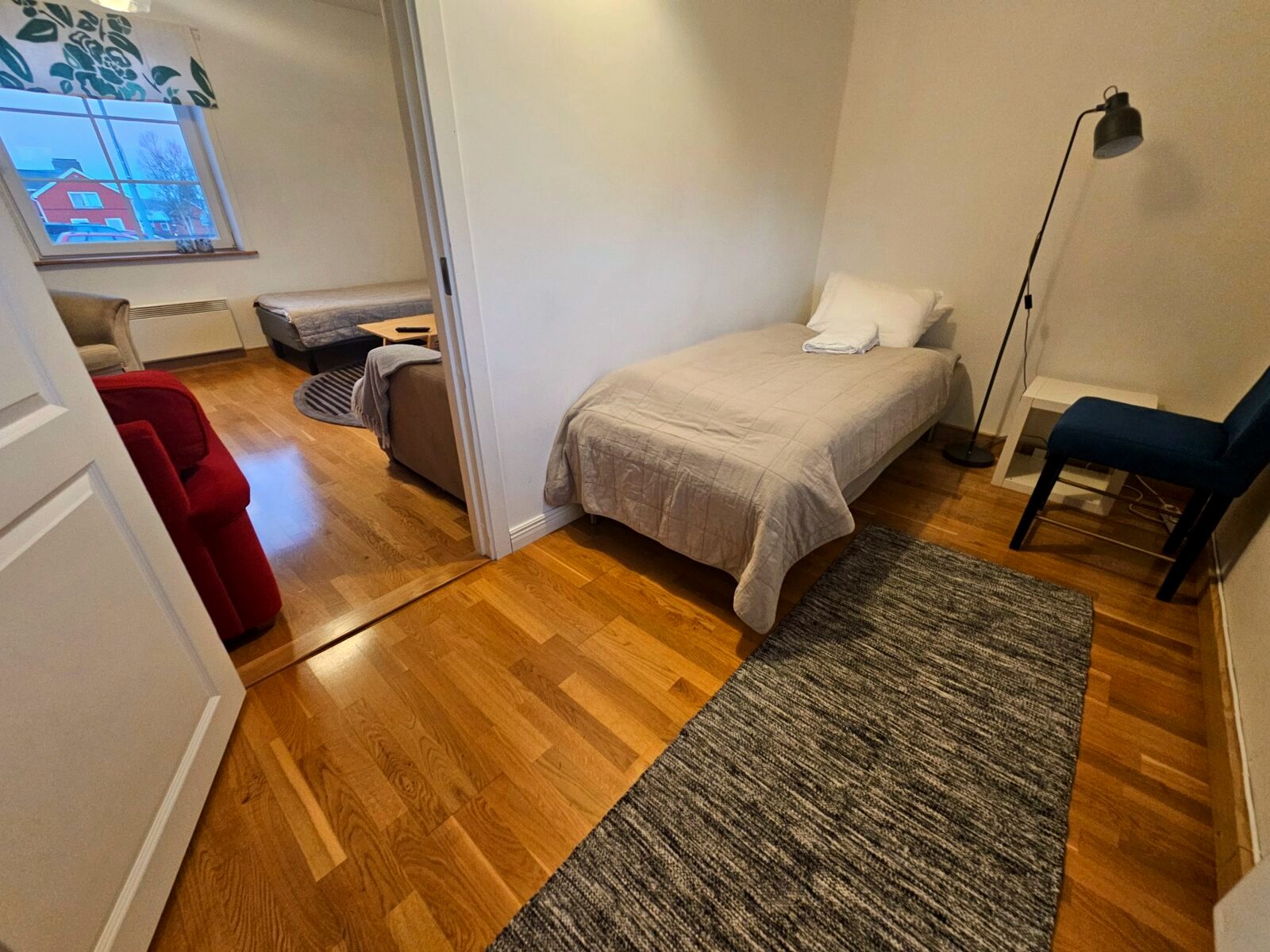 Additional room in furnished corporate housing