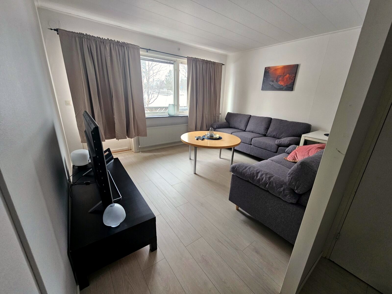Shared living room in corporate housing in Kiruna