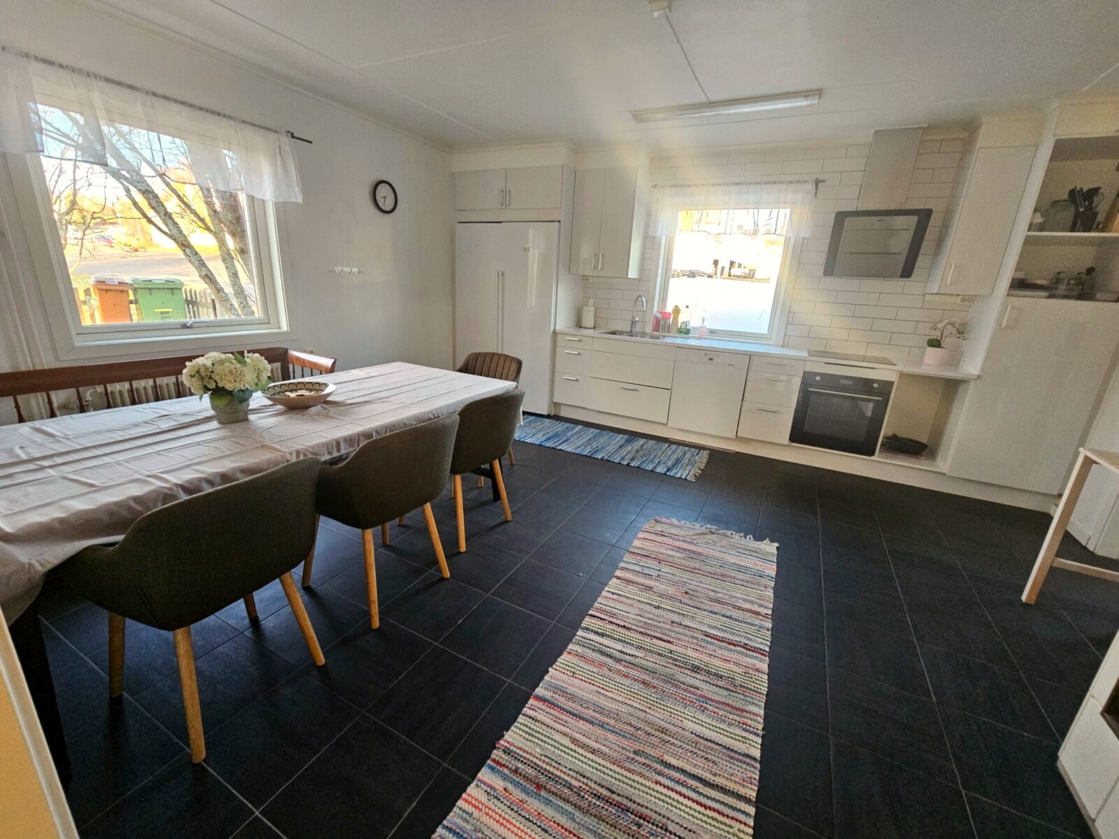 Modern shared kitchen in furnished corporate accommodation